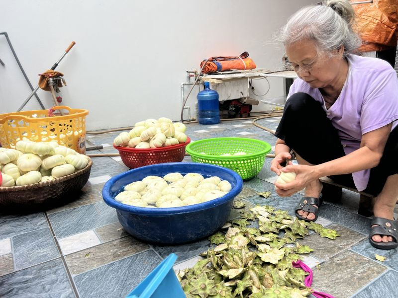 Đặc sản tương cà Hòa Thôn